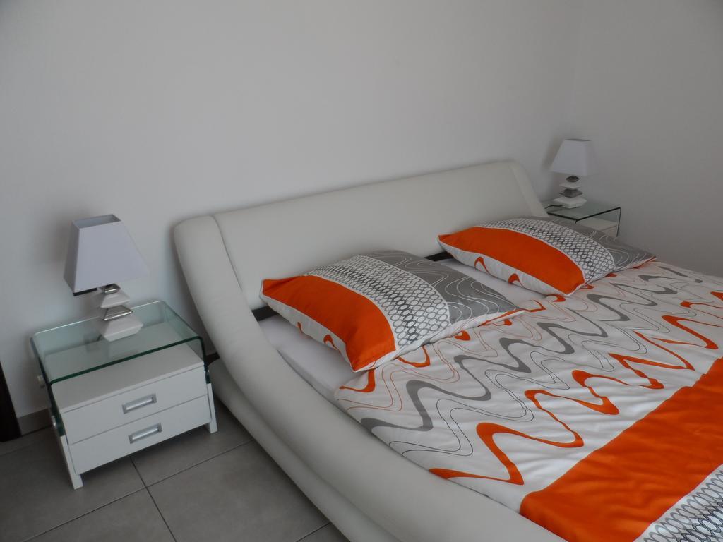 Apartment Chiara *